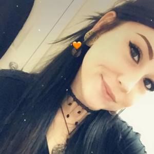 Meet your Posher, Brandi